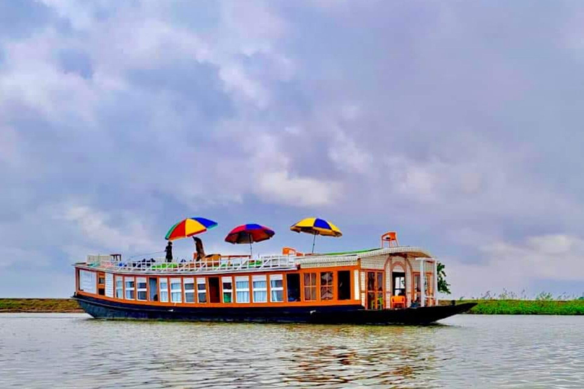 Mayaboti Premium House Boat